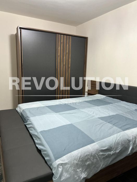 Дава се под наем Тристаен апартамент в Варна, ВИНС - 106 кв.м за 1250 € - Снимка #9