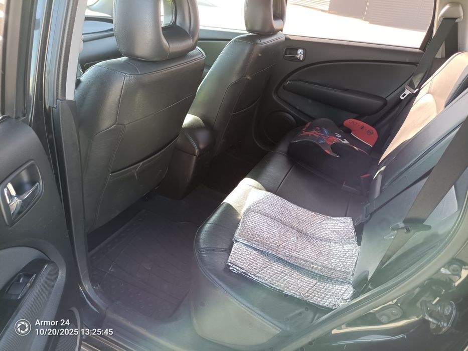 Mitsubishi Outlander 2004