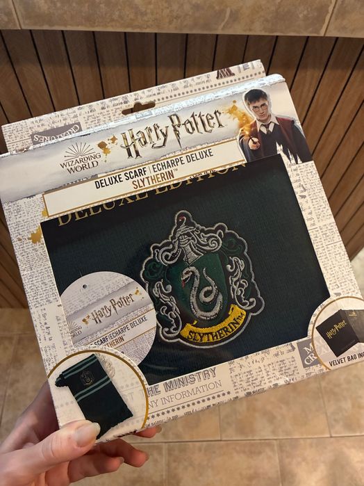 Шал Хари Потър / Harry potter