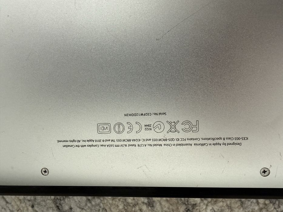 Apple MacBook core i7