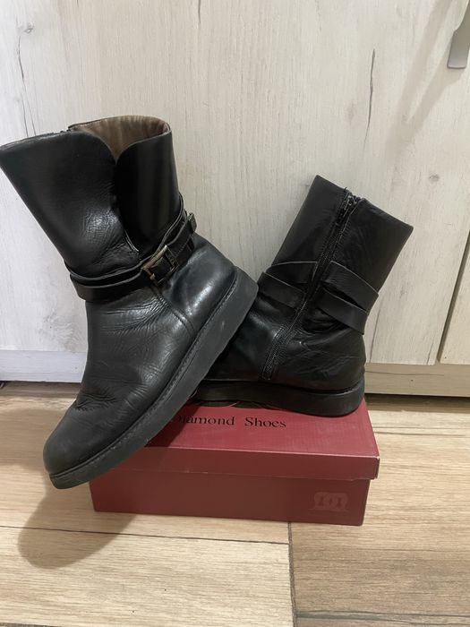 Естествена кожа боти.38номер 25лв