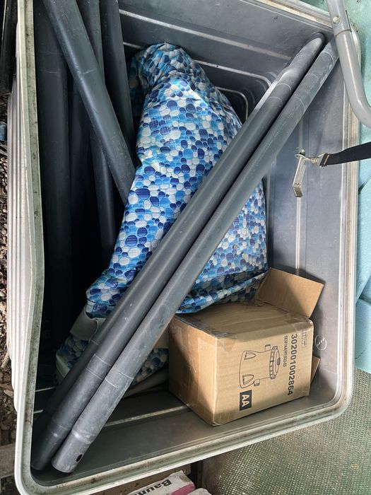 Продавам басейн Bestway 305cm