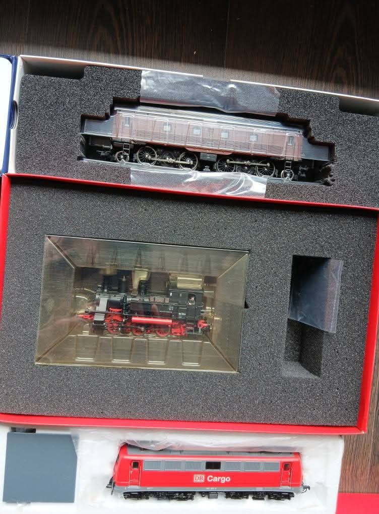 Locomotive electrice diesel scara HO trenulet electric piko roco