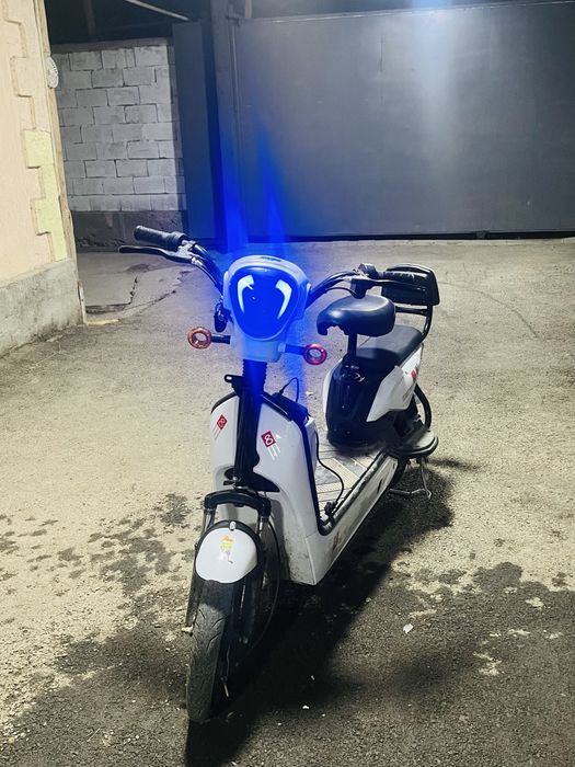 Скутер электрический ск 8