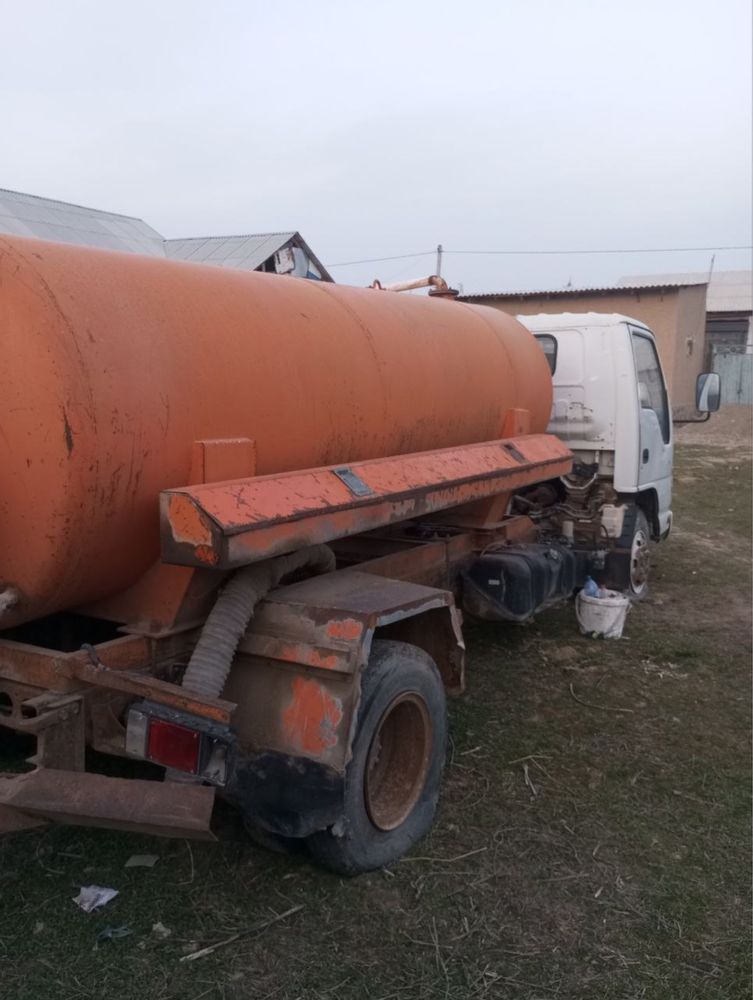 Isuzu sotiladi nqr71pl. Zavatskoy gavnavoz