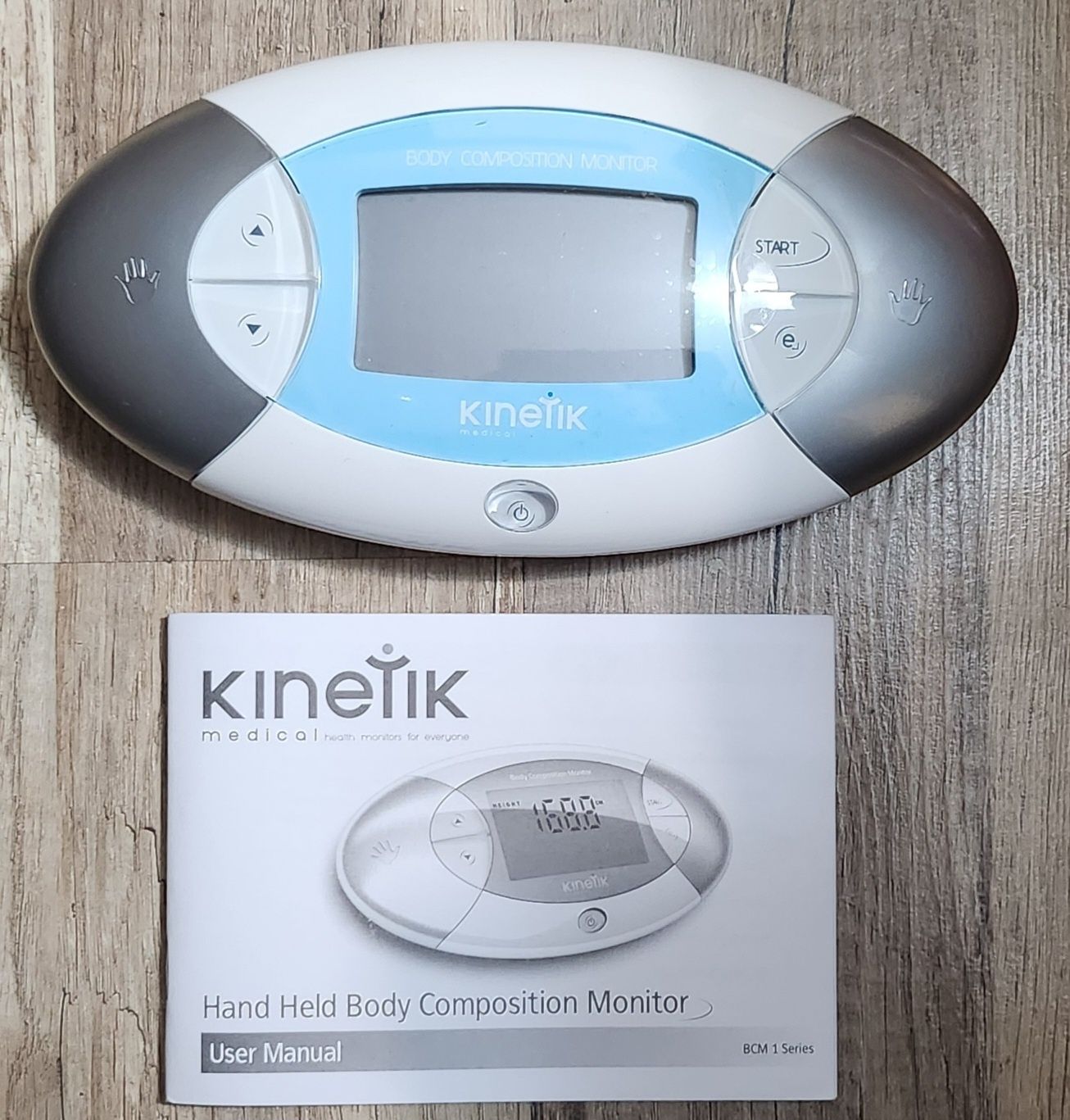 Kinetik medical уред за мерена на телесна мазнина,вода и мускул