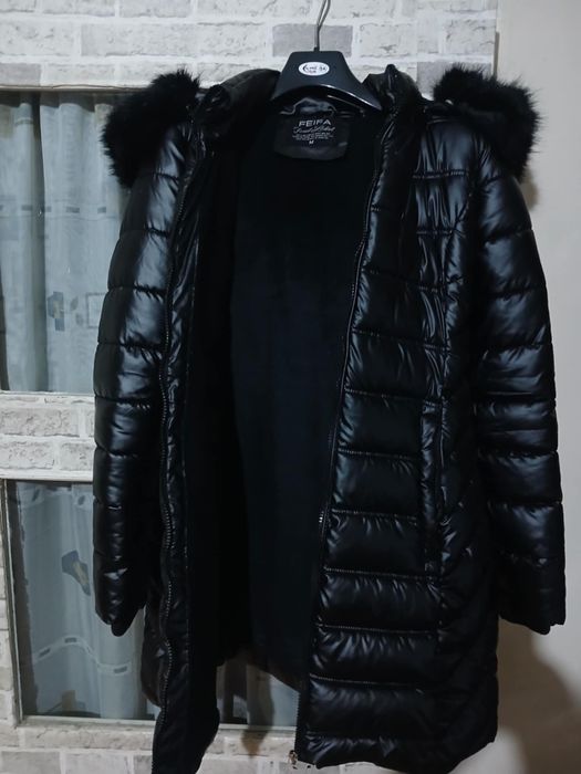 Geacă de iarnă negru cu blană