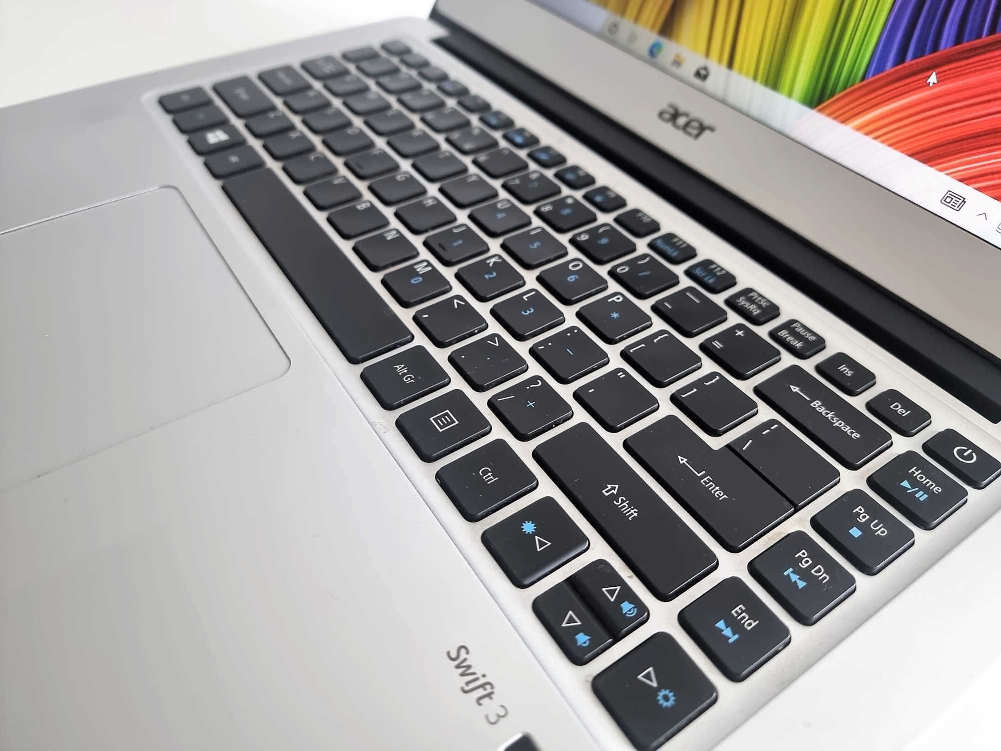UltraBook 14,1" FHD i7-6500U 8GB RAM SSD 512GB  Swift