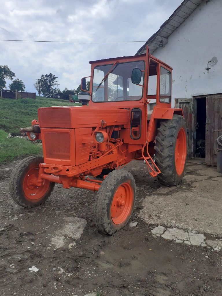 Tractor u650 de vânzare