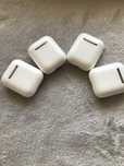 Airpods casti.               ,