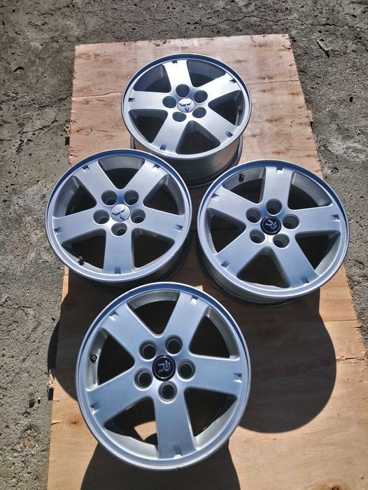 Продам комплект дисков от Mitsubishi Outlander R16 5x114.3