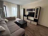 Inchiriez apartament