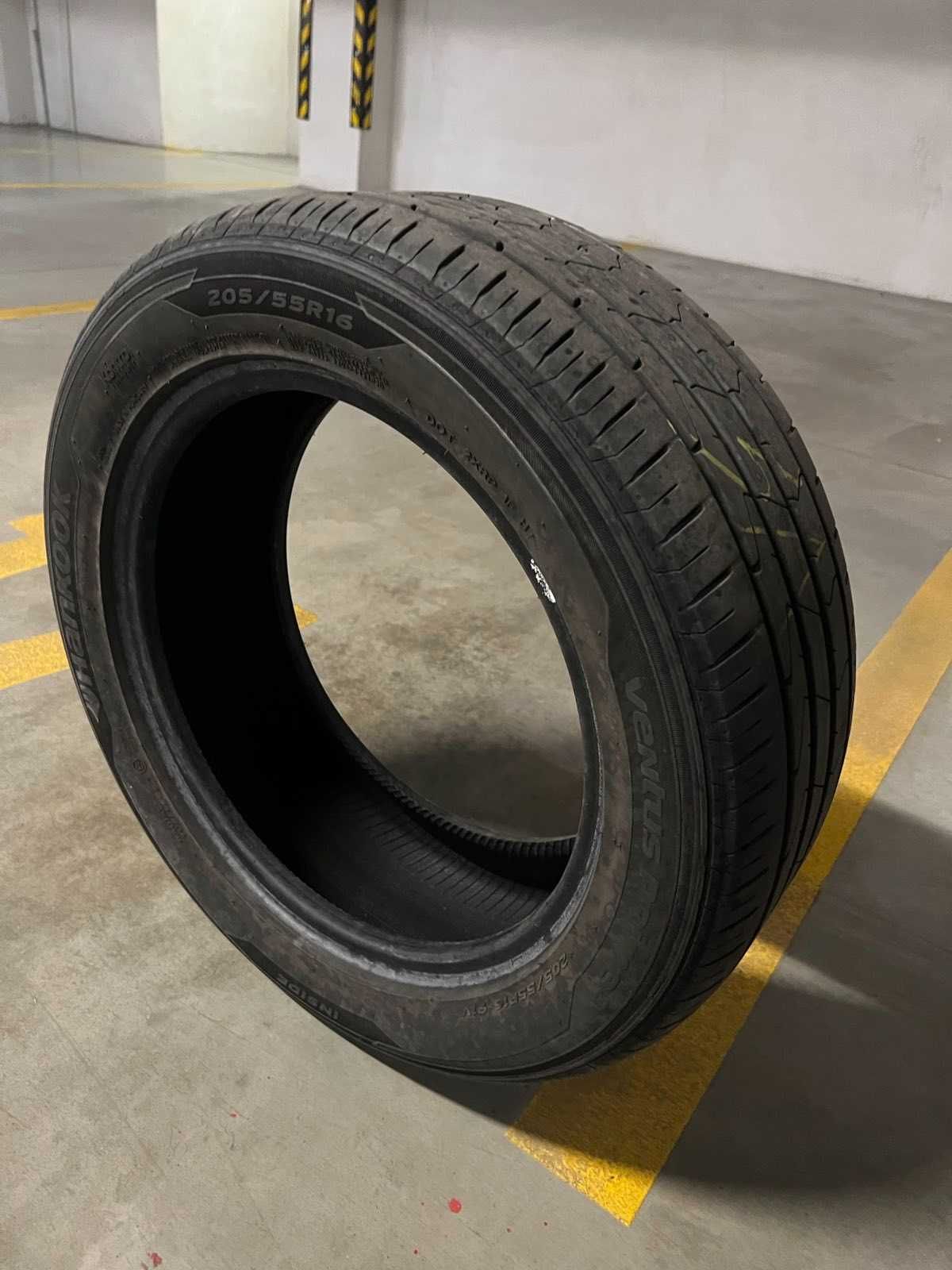 Летни гуми Hankook 205/55 R16 много добро състояние .Без дефекти