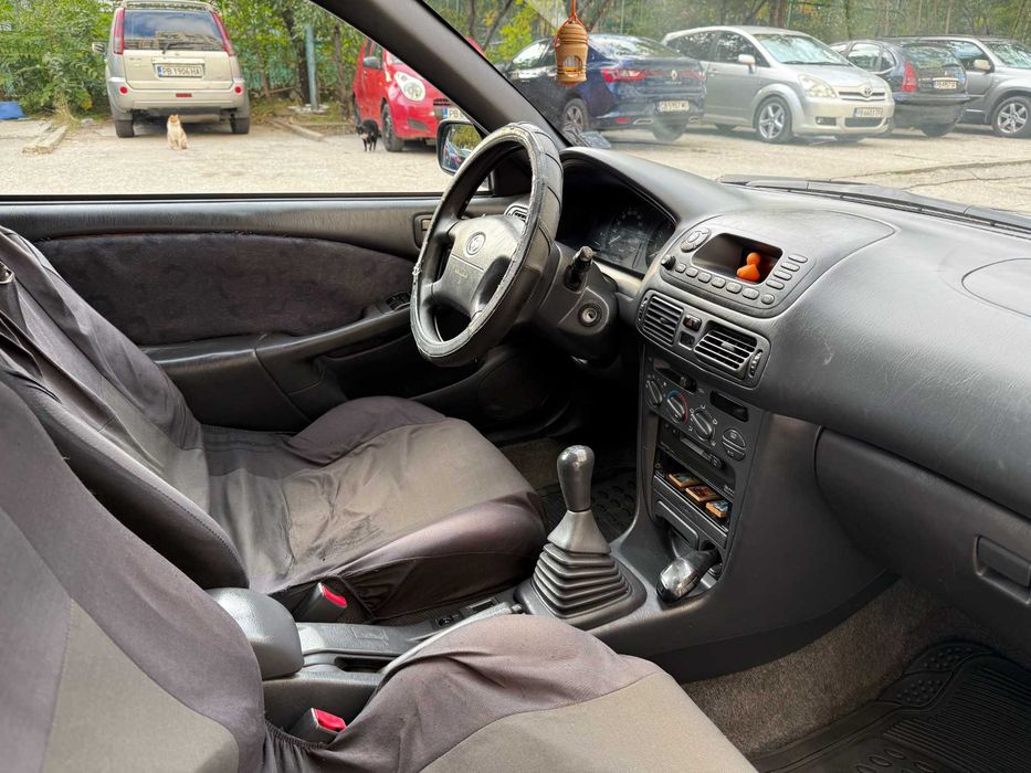 Toyota Corolla 1.4 VVTI 97 к.с. 2001г. Хечбек