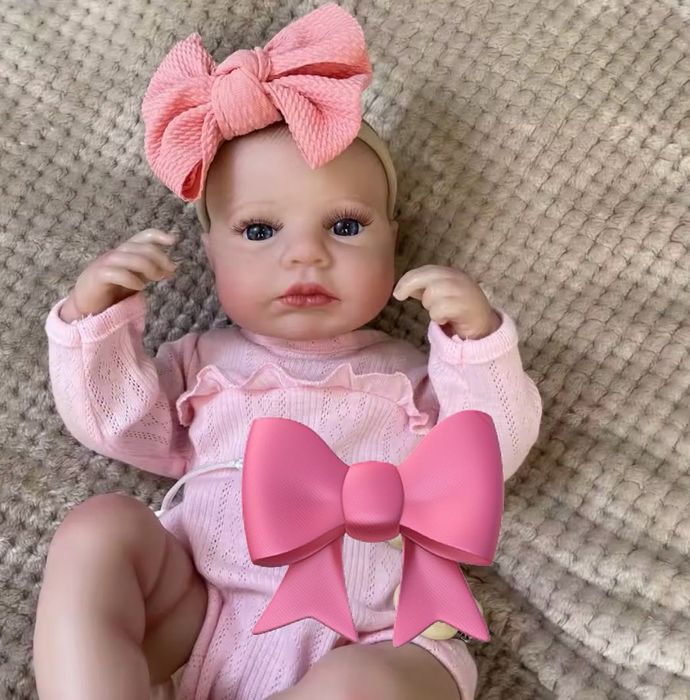 Bebelus Papusa baby doll Reborn realist cu corp silicon oferta