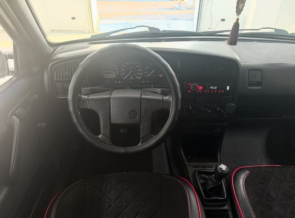 Пассат б 3 в отличном состоянии