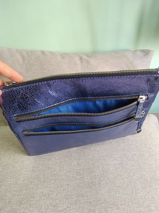 Poșetă plic sau clutch New look albastru metalizat