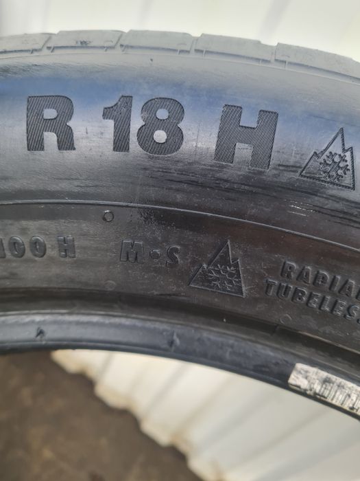 2 Anvelope de iarna *235/55R18*Continental *LICHIDARE STOC*75 Lei Buc*