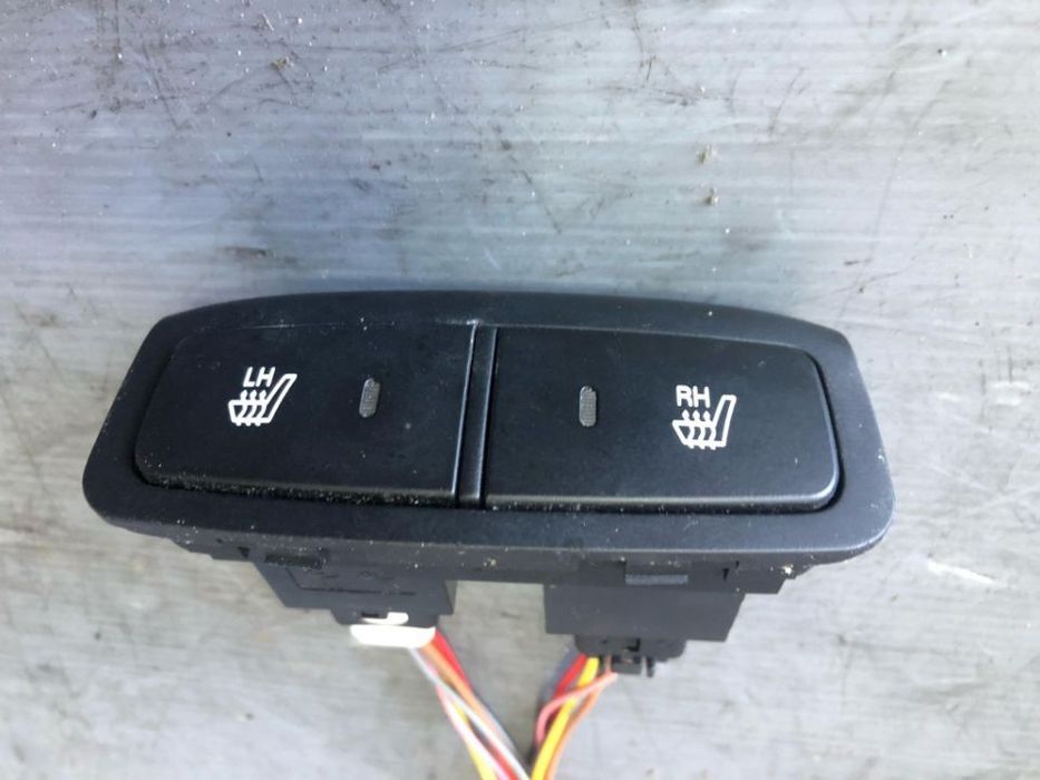 butoane incalzire scaune stanga dreapta fata hyundai tucson 2005-2010