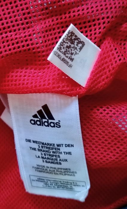 Bluză Adidas unisex.