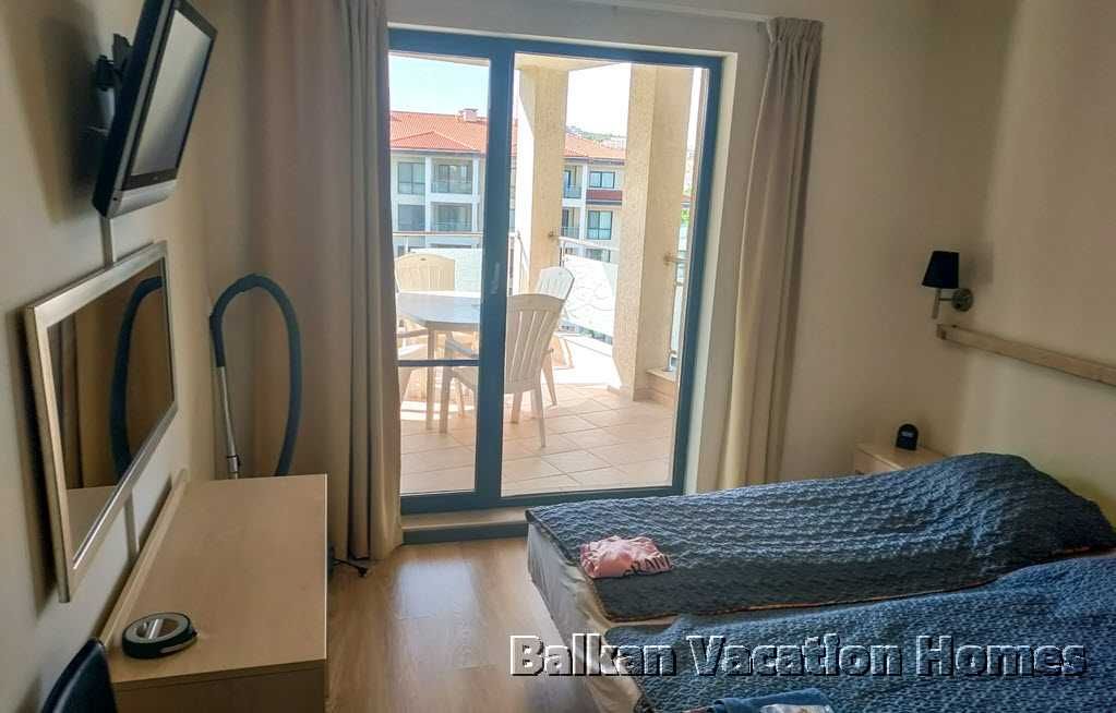 Продава се Двустаен апартамент в Бяла - 80 кв.м за 869 €/кв.м - Снимка #10