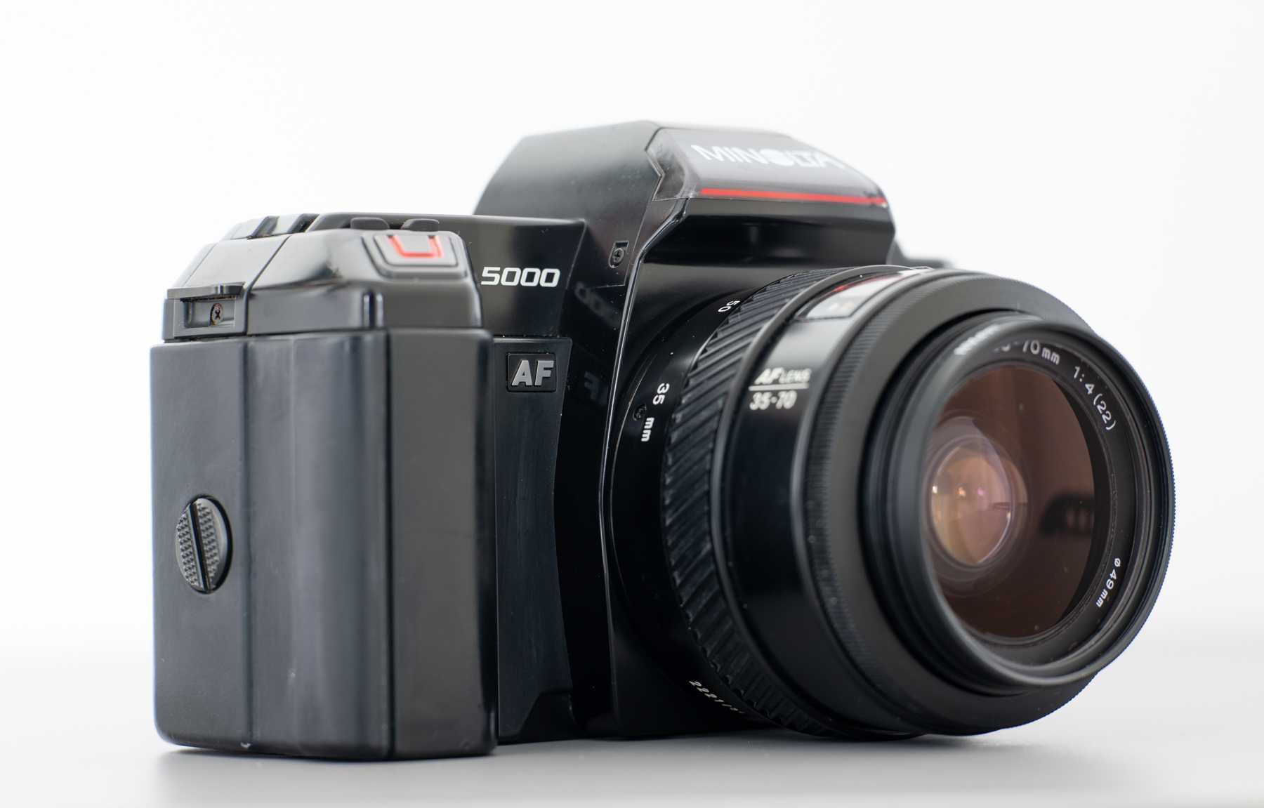 Aparat foto film Minolta 5000 cu obiectiv 35-70 F4 perfect functional