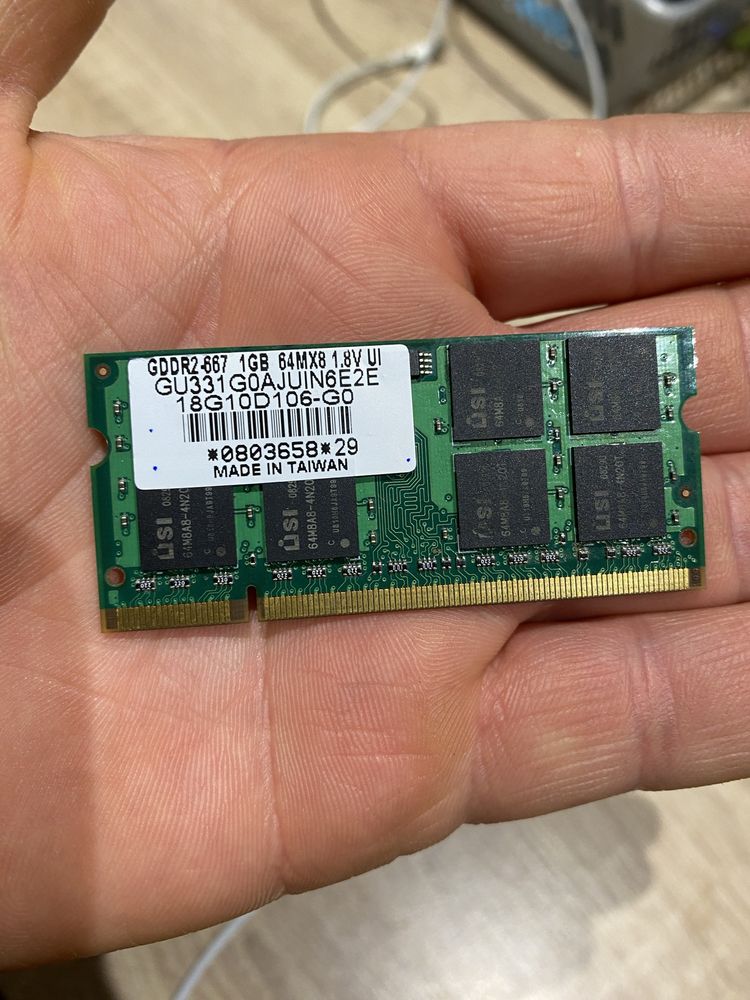 Placa RAM 1GB DDR2 18G10D106