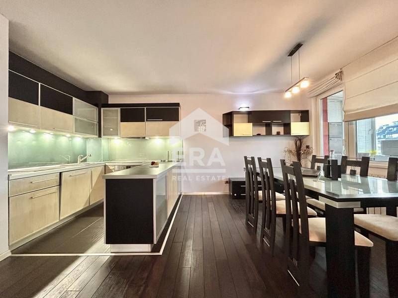 Продава се Тристаен апартамент в София, Дианабад - 213 кв.м за 2141 €/кв.м - Снимка #3