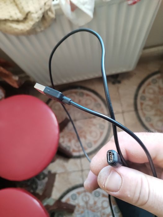 Vând ceas smart garmim instinct solar  surf