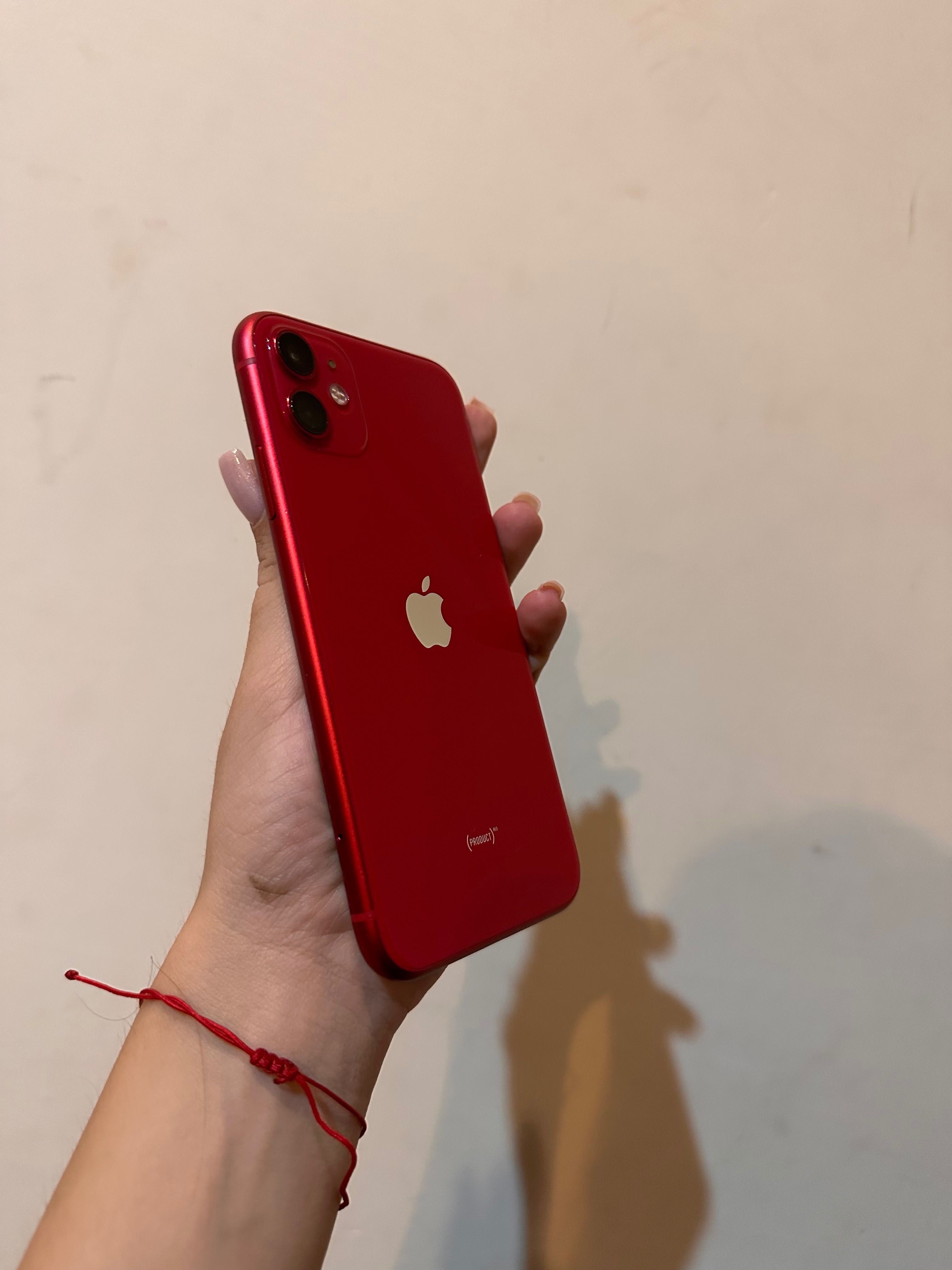 iPhone 11 red, 128 гб