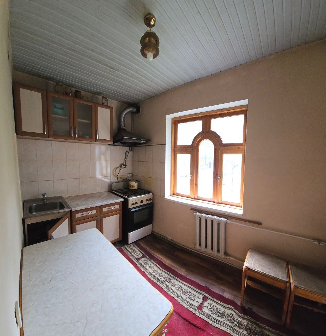 chilonzor 13 kvartaldan 2 xonali uy sotiladi