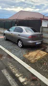 Seat cordoba vând urgent