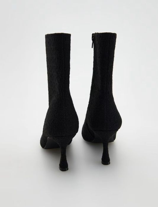 Reserved pantofii cizme 39.5