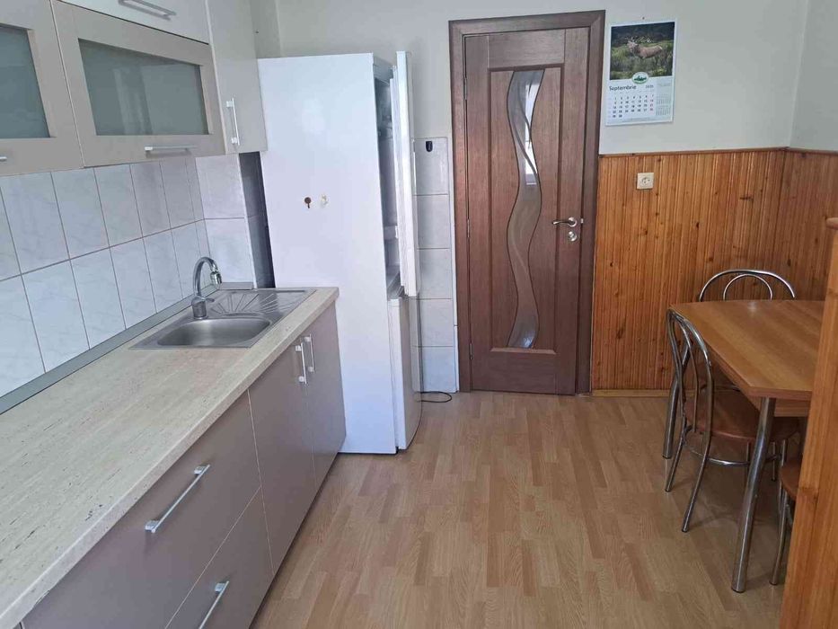 Vand sau schimb apartament 4 camere