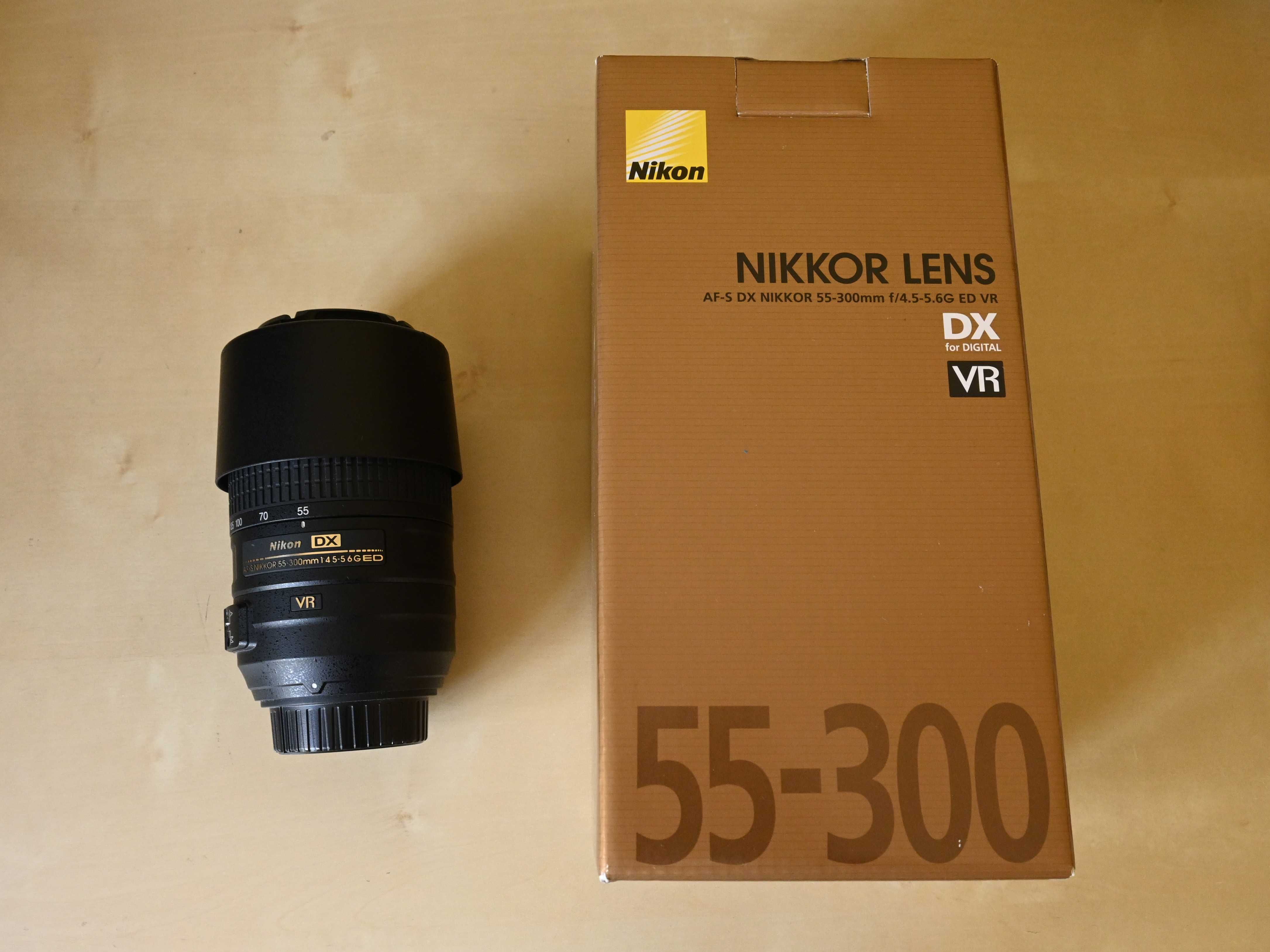 Obiectiv foto Nikon AF-S DX NIKKOR 55-300mm f/4.5-5.6G ED VR