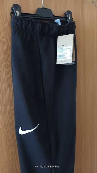 Pantaloni trening Nike Dri-FIT de antrenament