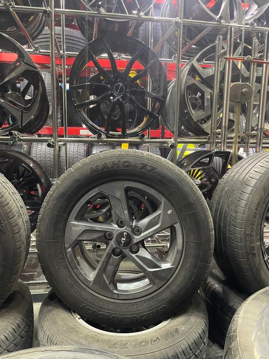 BU/U Saka diska Kia K5 16R 5/114.3 Greenlander Maho 77 215/55R16 102H