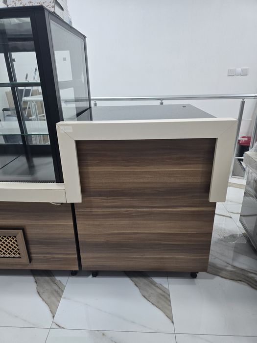 Хладилна витрина