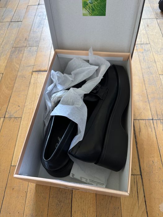 Дамски черни мокасини