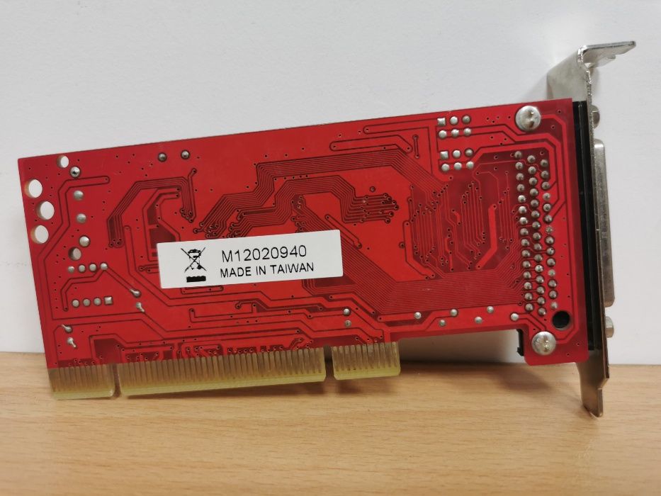 Разширителна карта Lindy 2 Port Low Profile Serial RS-232 на PCI слот