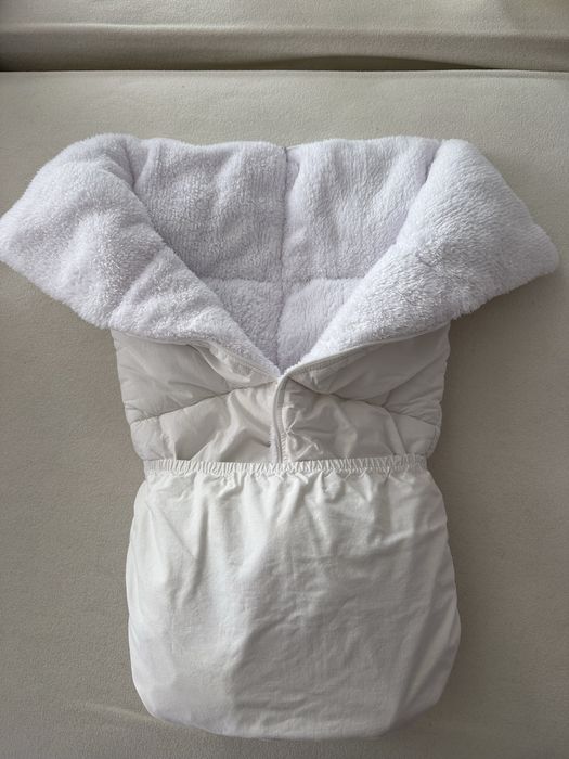 Порт/чувалче/одеало за бебе бяло