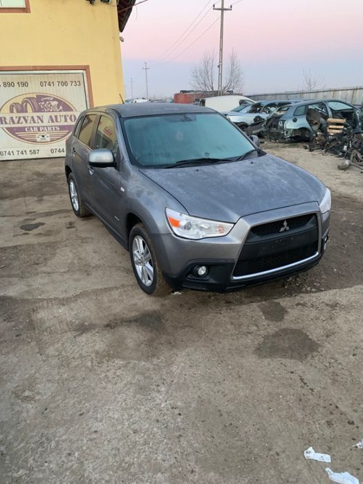 Dezmembrez / Dezmembrari / Piese / Accesorii Mitsubishi asx 4 1.8d 2011