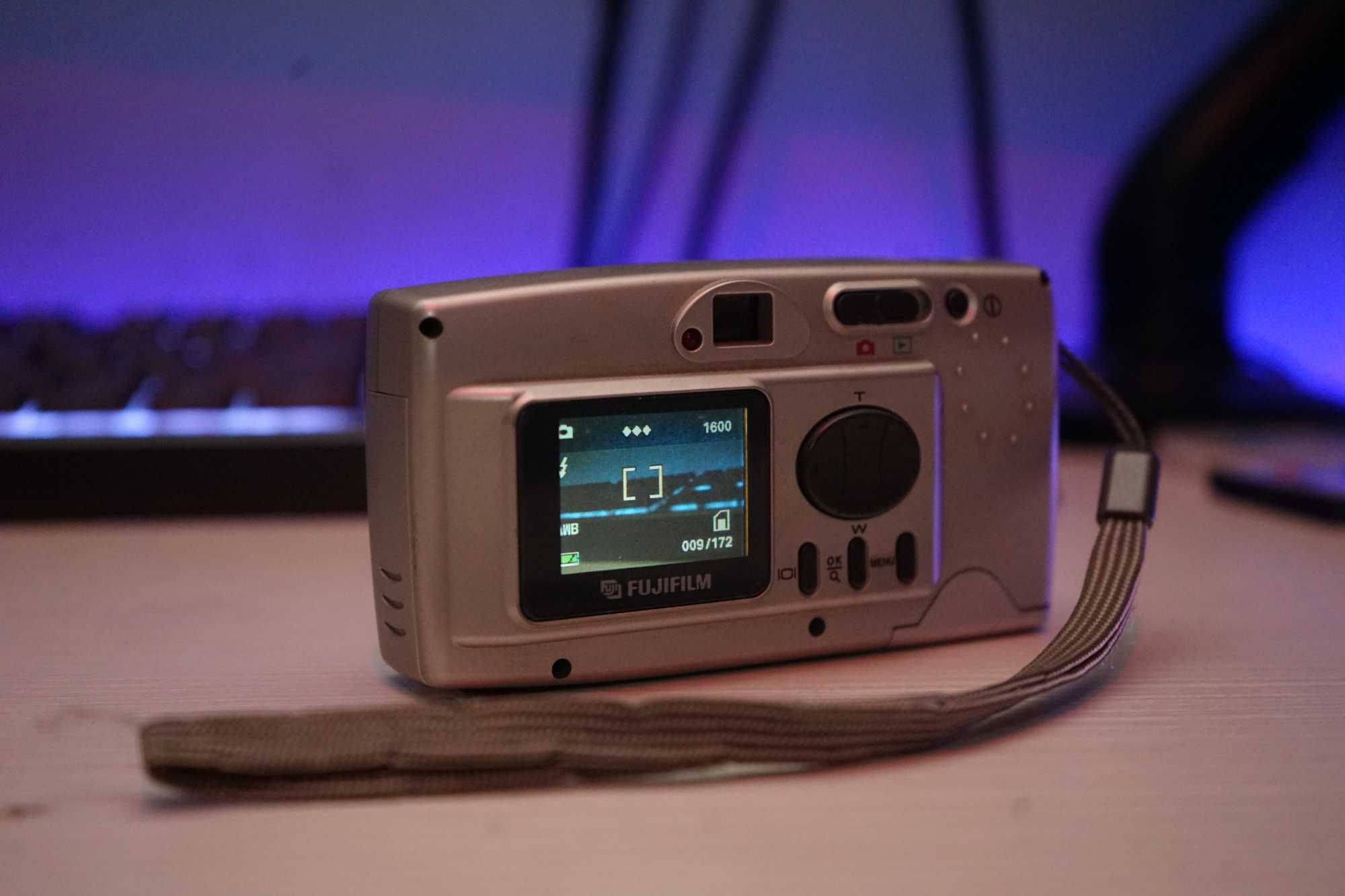 Camera foto compacta Fujifilm EX-20