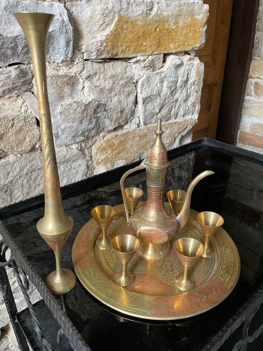 Сервиз антика пълен комплект - 6 чаши, кана, свещник и поднос