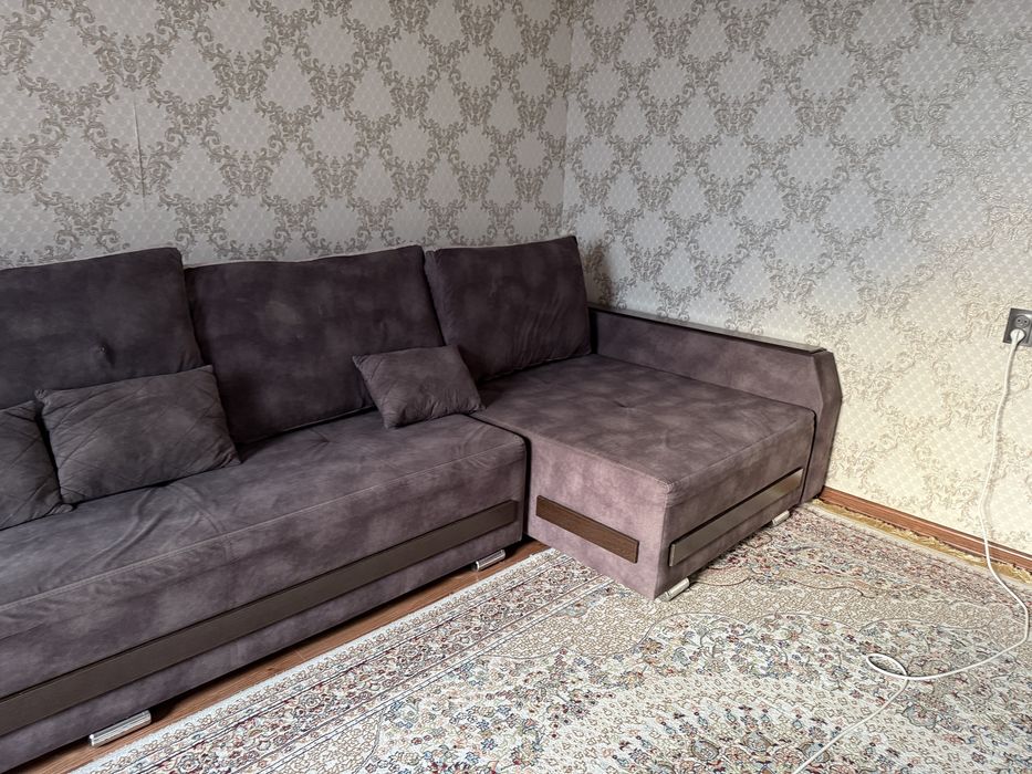 Продается диван срочно