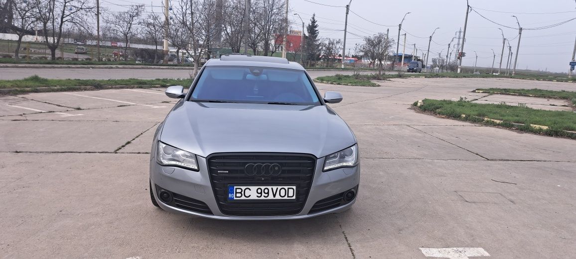 Audi a8.   3.0D 2013