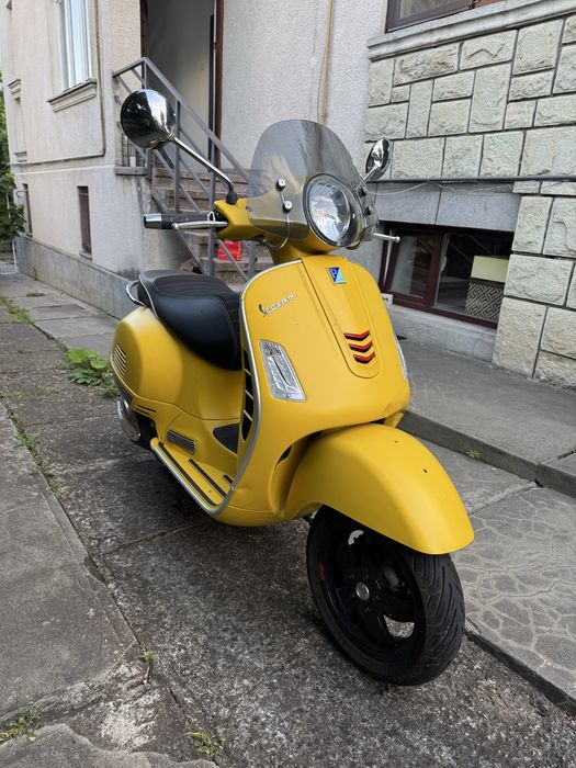 Vespa GTS 300 / 2018 / 9000 km