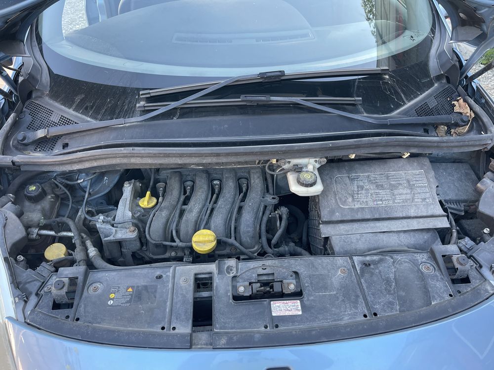 Dezmembrez renault grand scenic 1.6