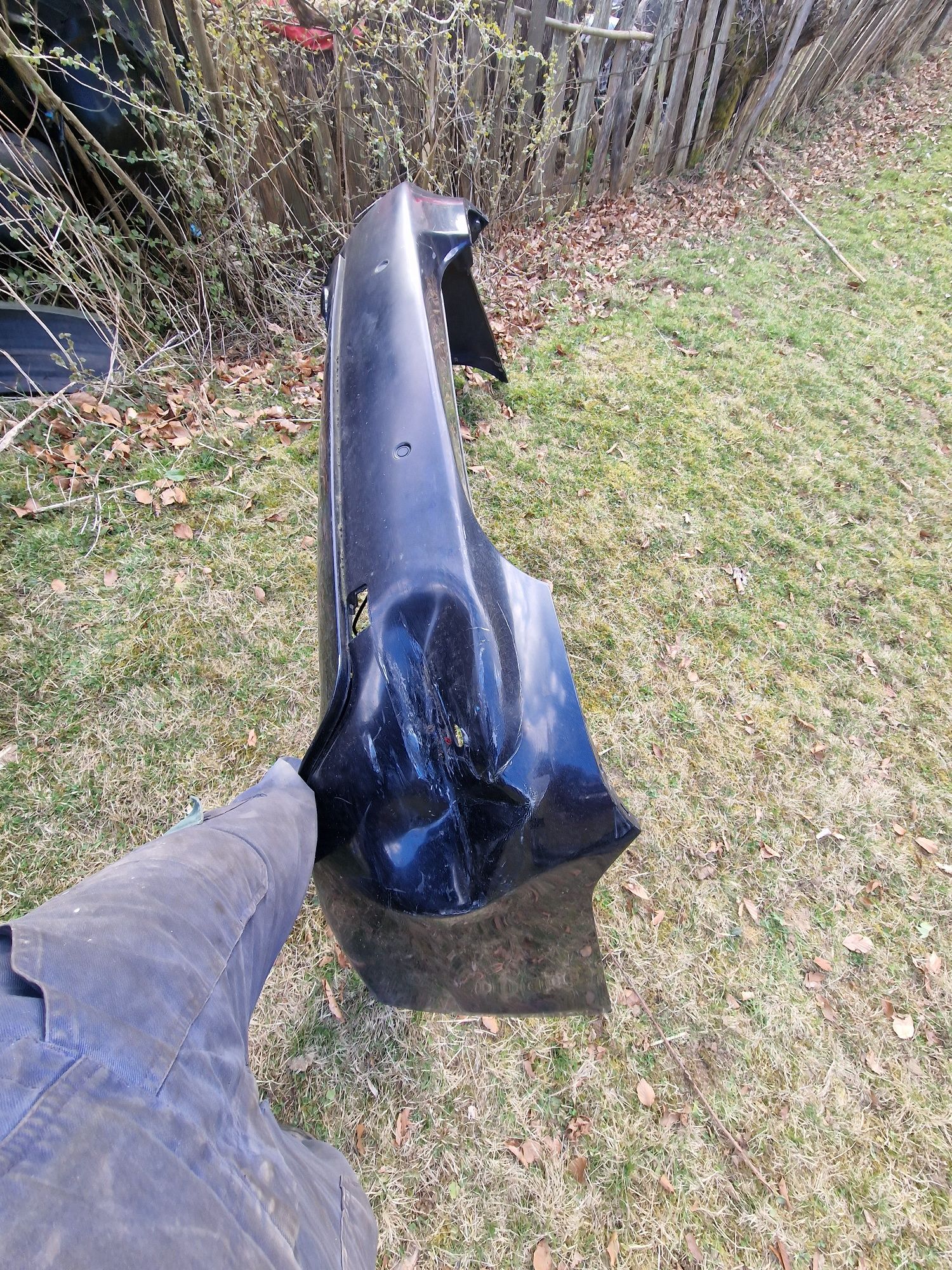 Bara spoiler fata spate bmw e60