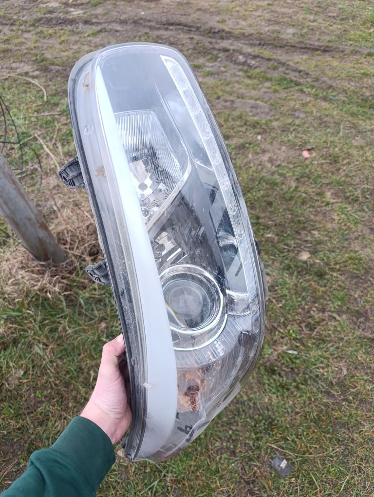 Фарове Kia,Dacia